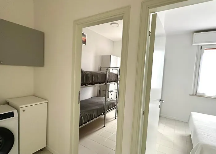 Apartment M095 - Marcelli, Trilocale Ristrutturato A 100 M Dal Mare