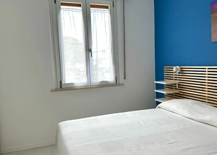 Apartment M095 - Marcelli, Trilocale Ristrutturato A 100 M Dal Mare *